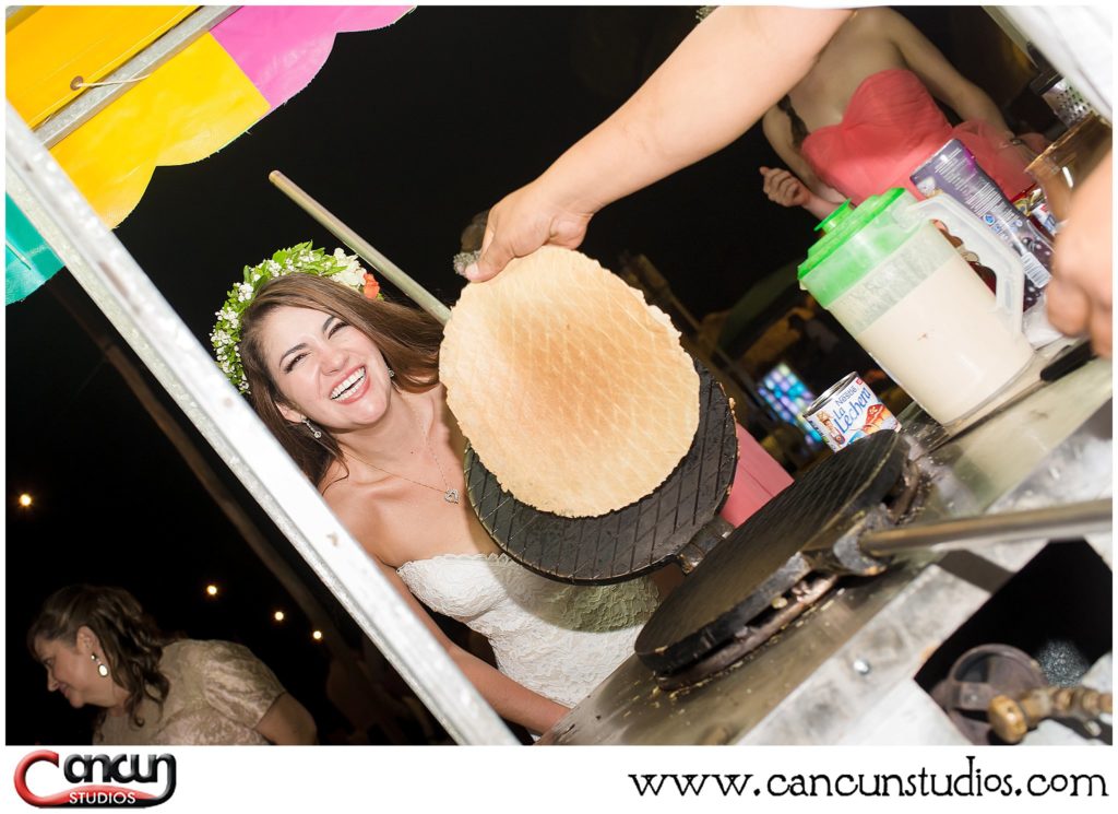 Marquesitas cart at Cancun Wedding