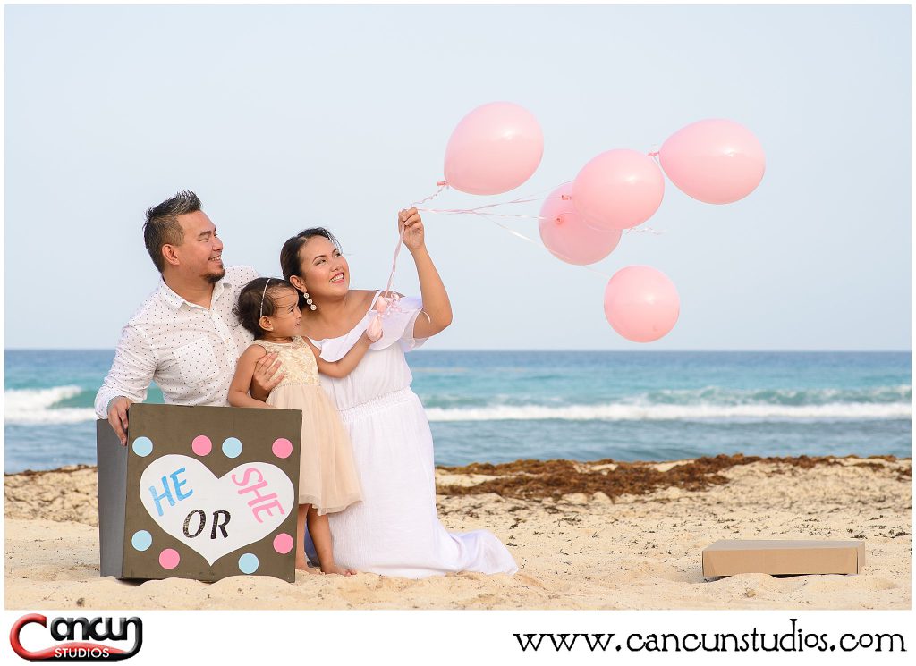 Baby Gender reveal on the beach in Cancun