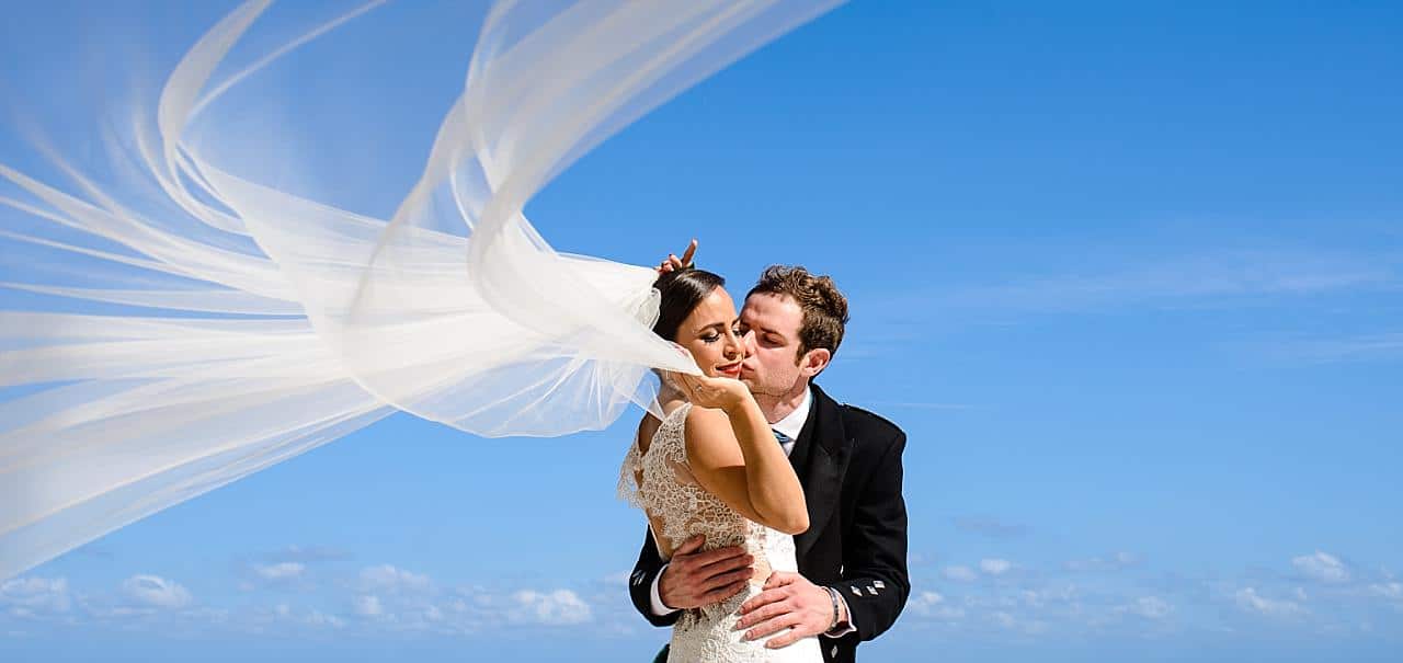 professional wedding photographer cancun