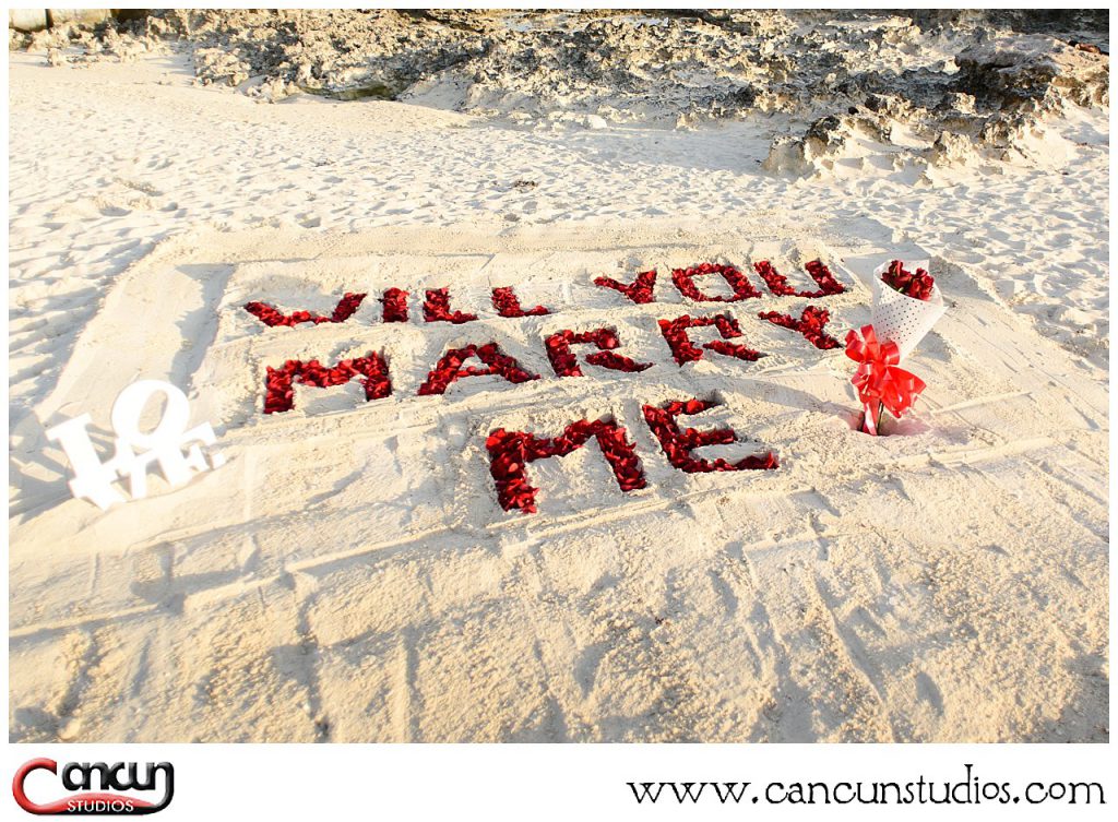 Cancun-Beach-Proposal
