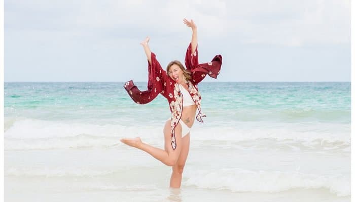 Swimsuit beach photo shoot