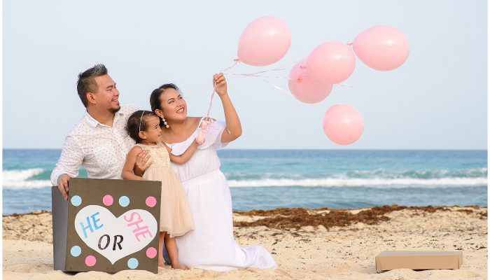 Baby Gender reveal on the beach in Cancun